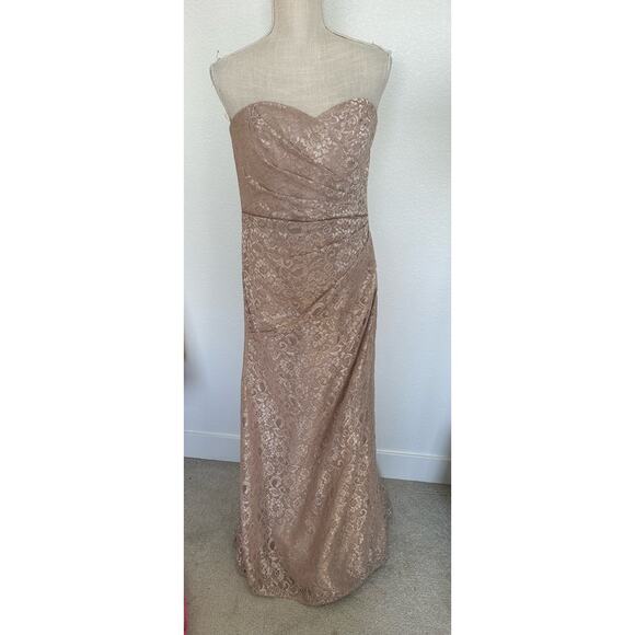 David's Bridal Sweetheart Neckline Strapless Fitted Champagne Cream Lace Gown-8 - Picture 1 of 11